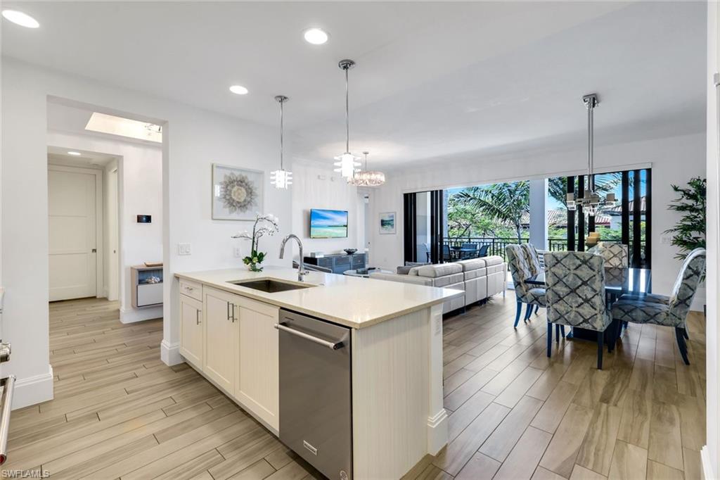 1035 3rd AVE S 305