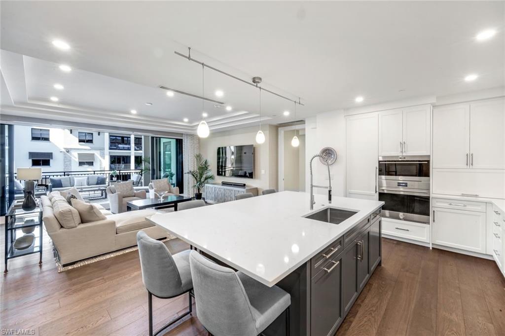 1130 3rd AVE S 405