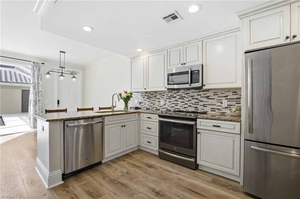 3542 Zanzibar WAY