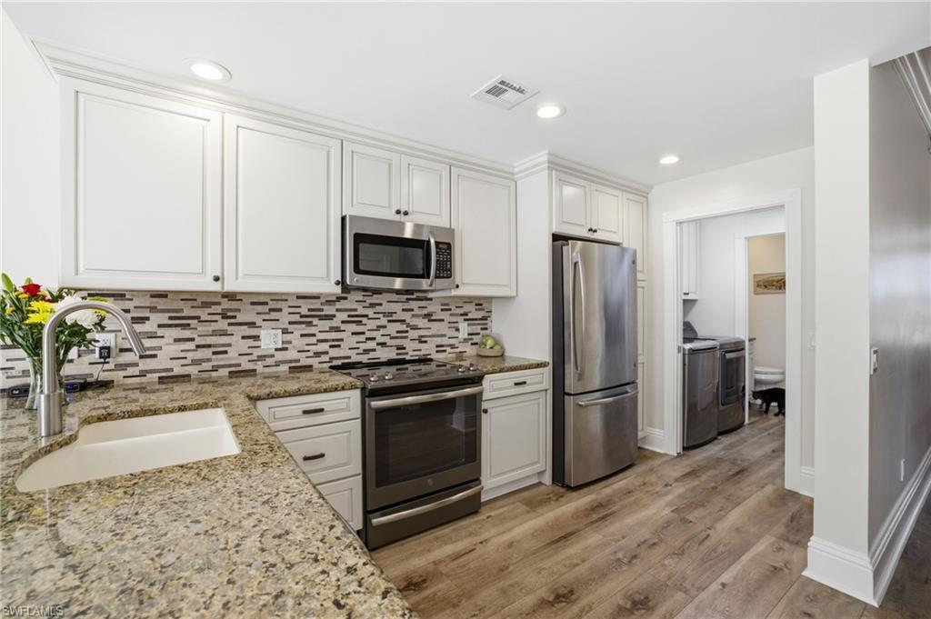 3542 Zanzibar WAY