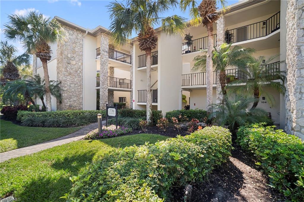 770 Eagle Creek DR # 304