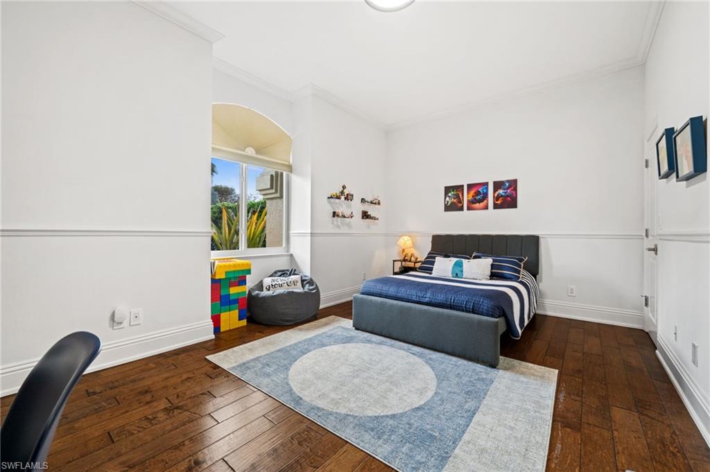 1905 Fairfax CIR