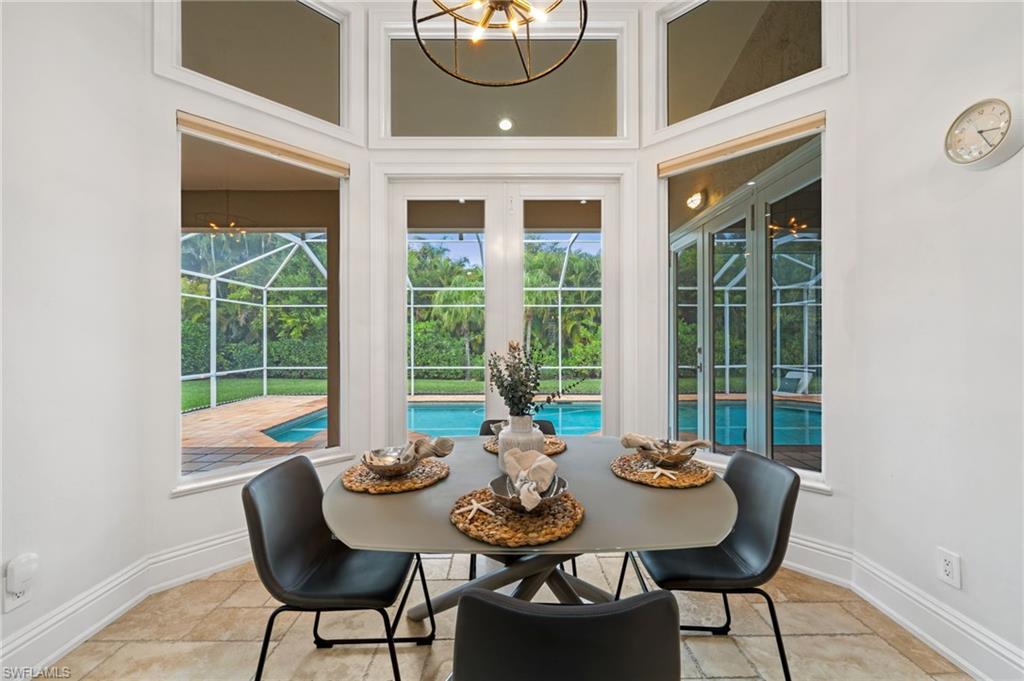 1905 Fairfax CIR