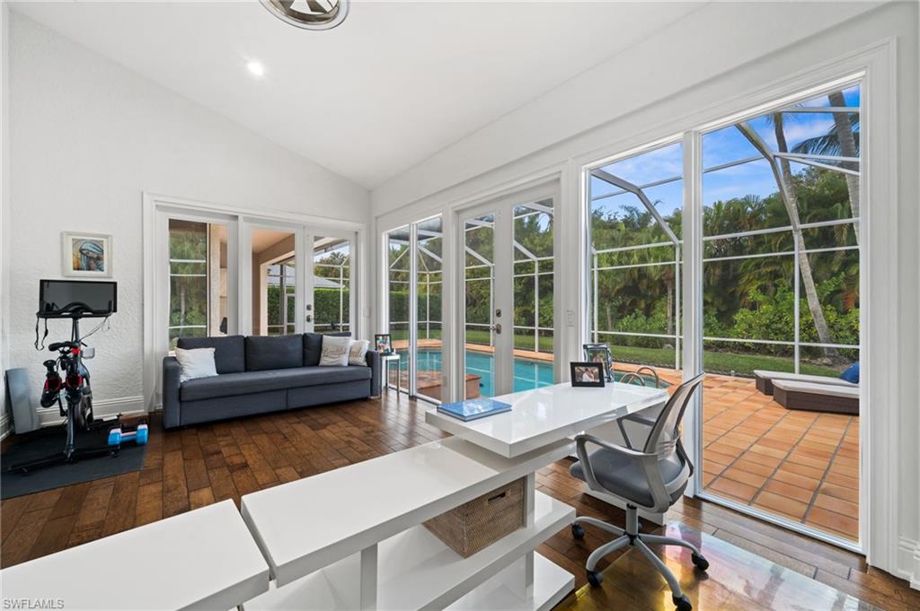 1905 Fairfax CIR