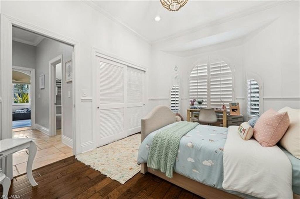 1905 Fairfax CIR