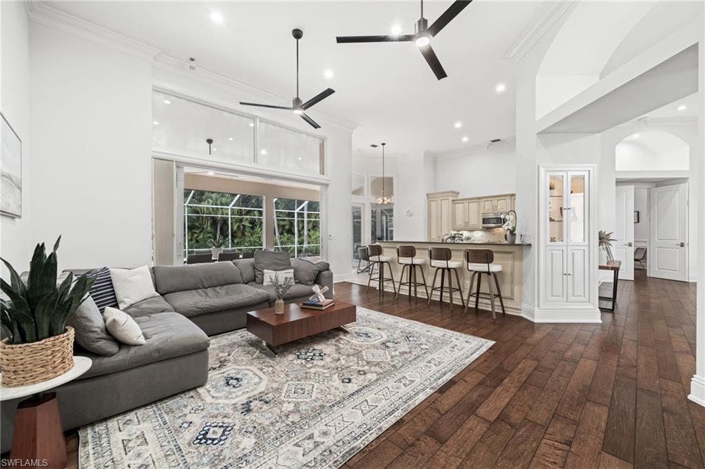 1905 Fairfax CIR