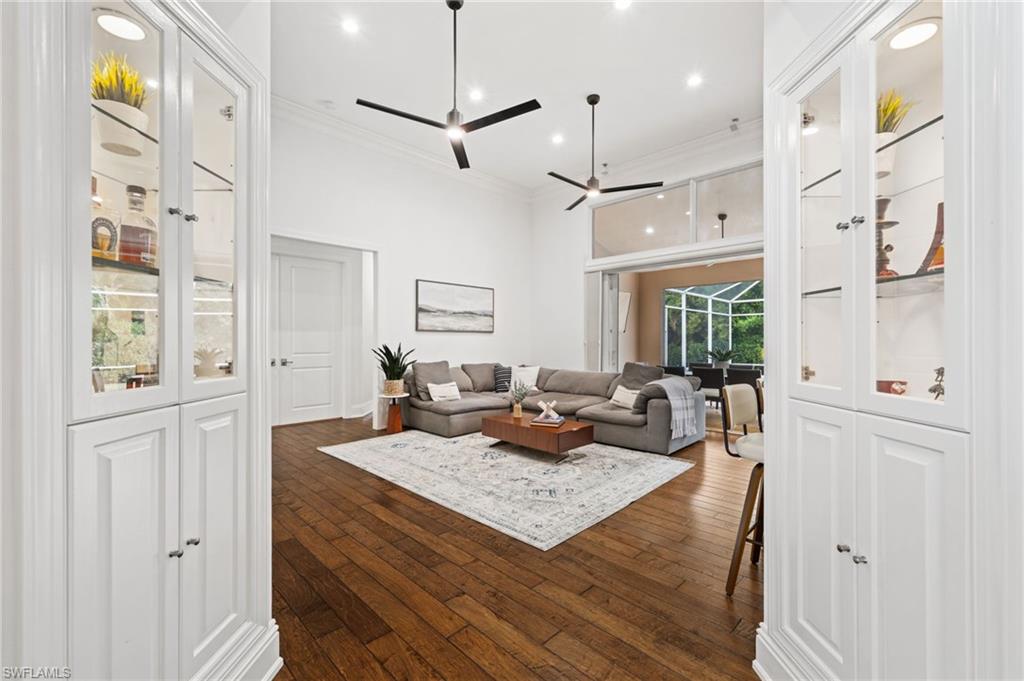 1905 Fairfax CIR