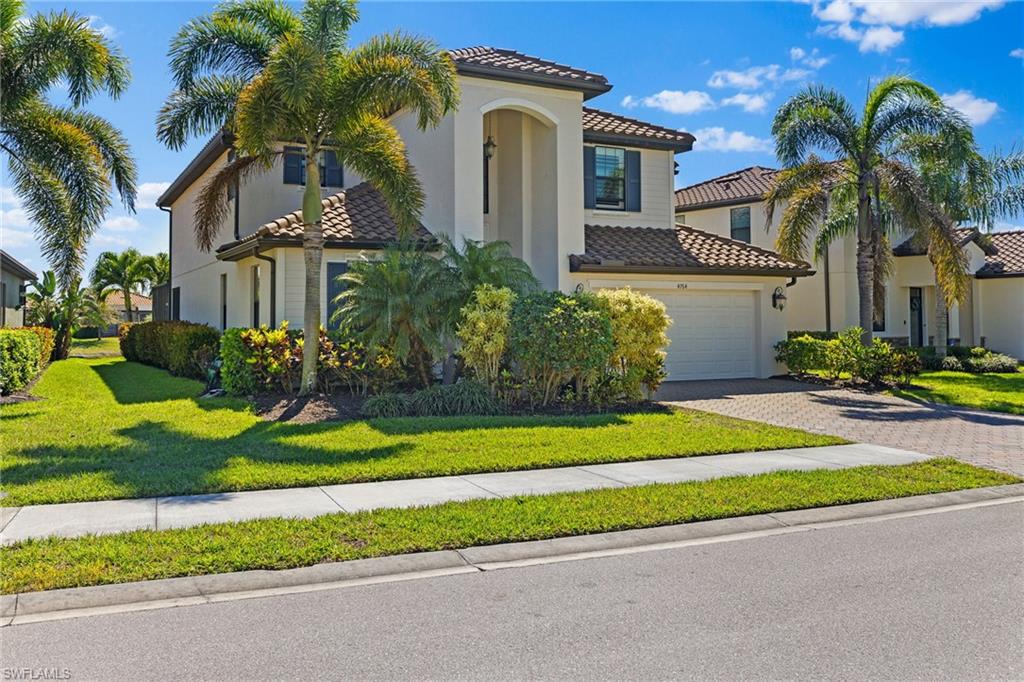 4764 Formosa DR