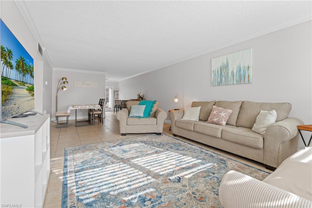 180 Cypress WAY E F137