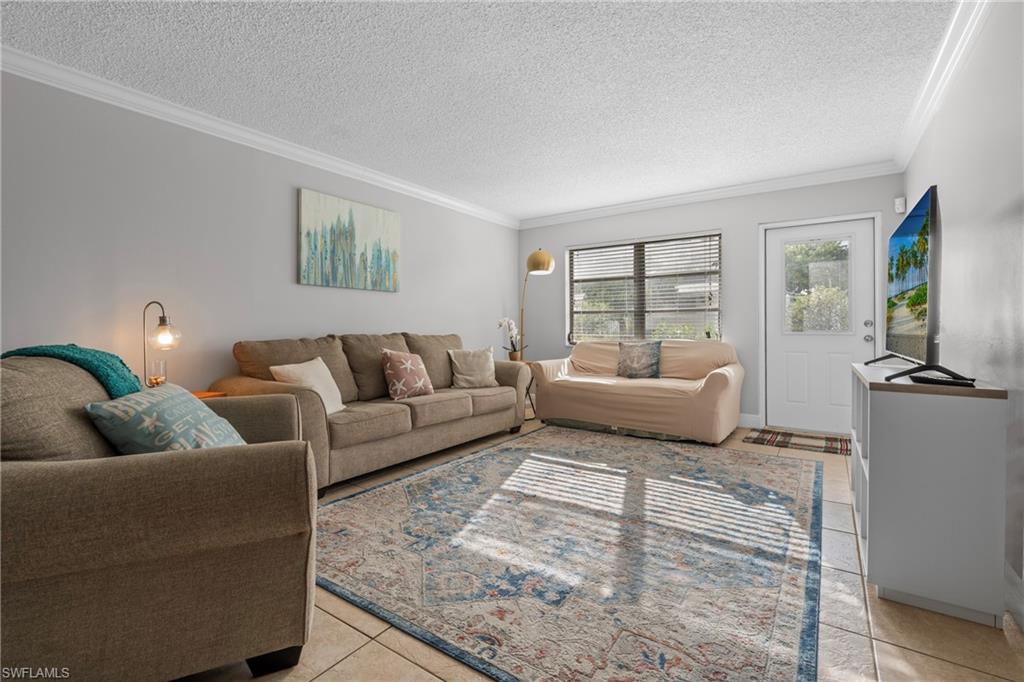 180 Cypress WAY E F137