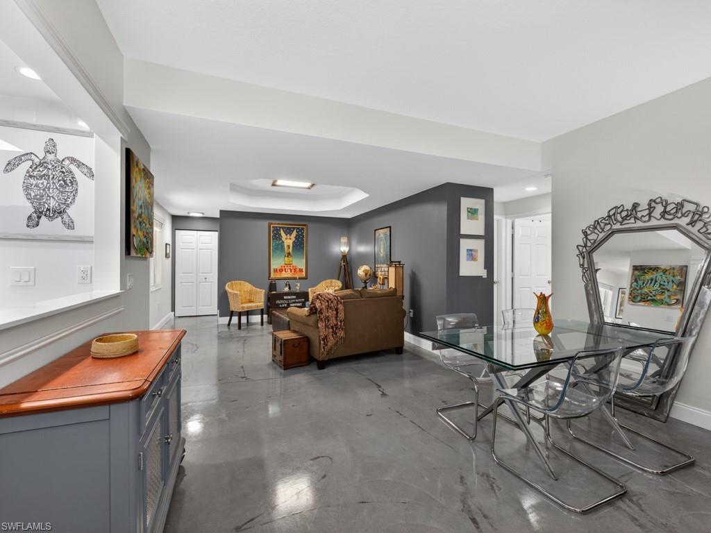 6795 Huntington Lakes CIR 101