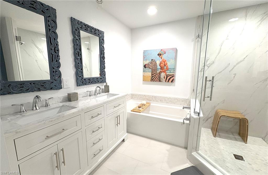 6795 Huntington Lakes CIR 101