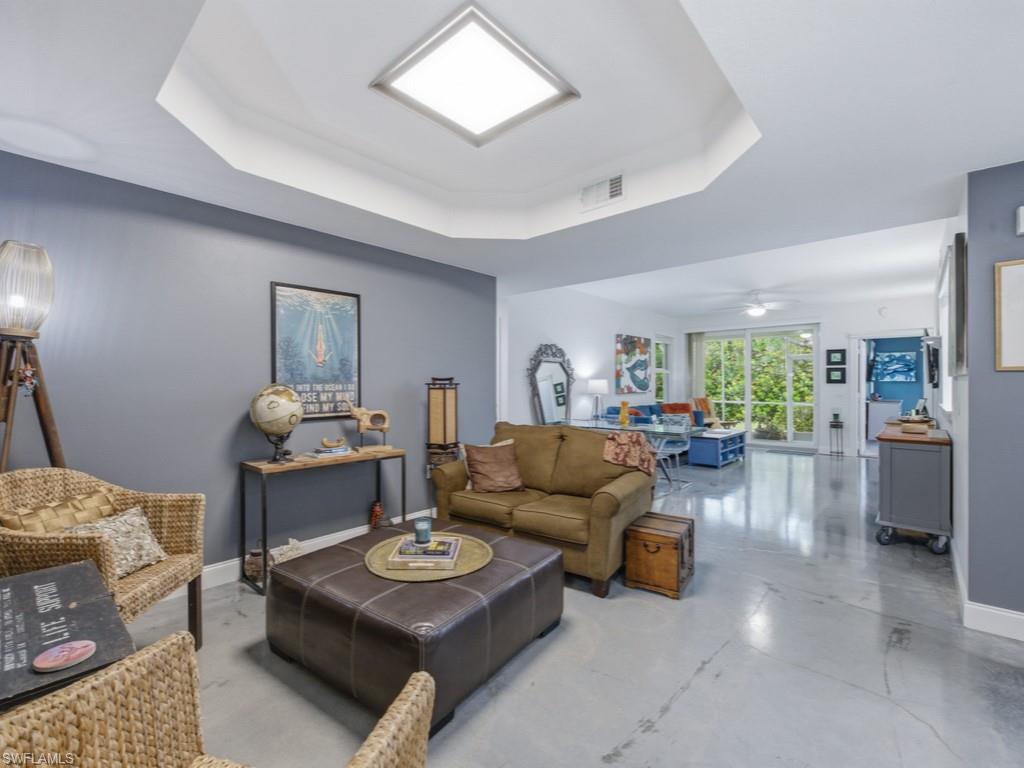 6795 Huntington Lakes CIR 101