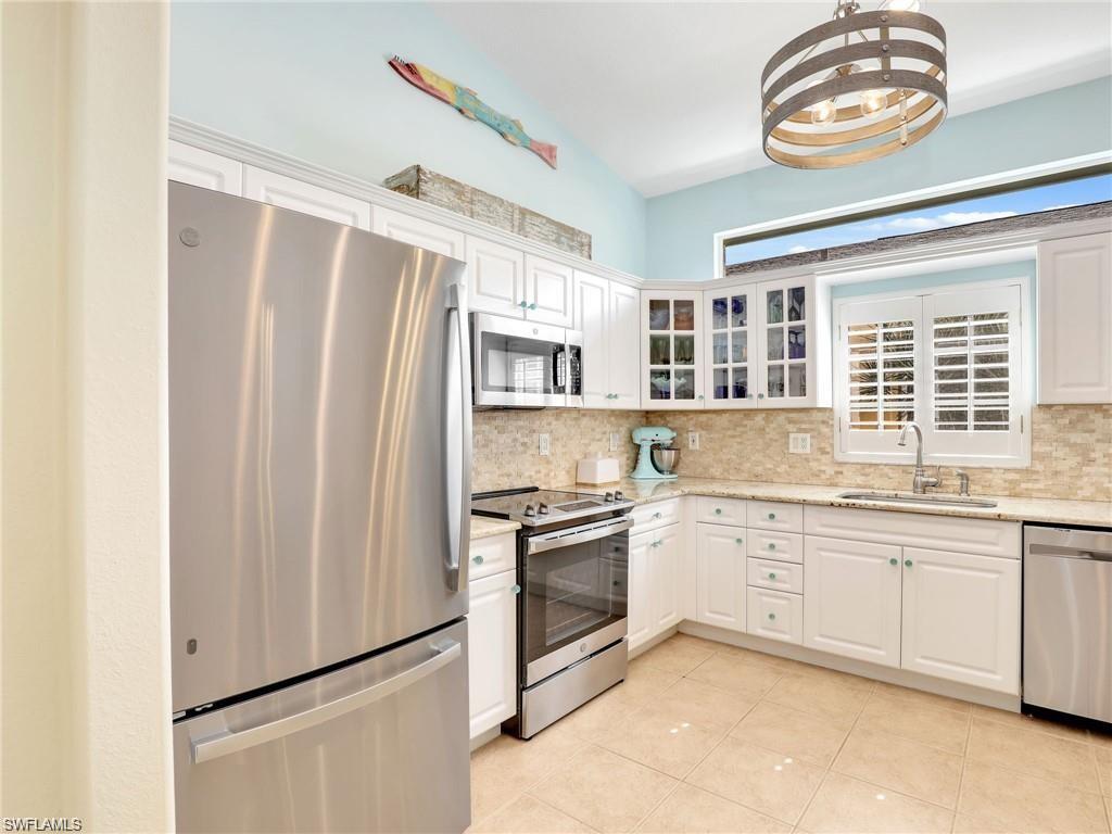 8647 Ibis Cove CIR
