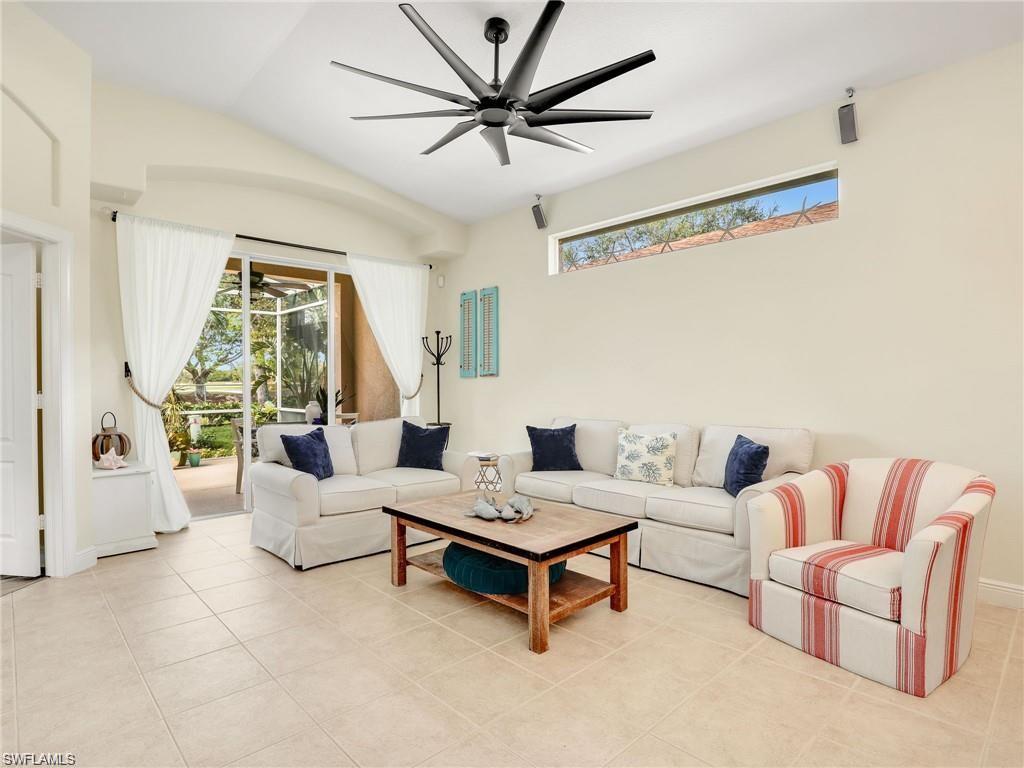 8647 Ibis Cove CIR