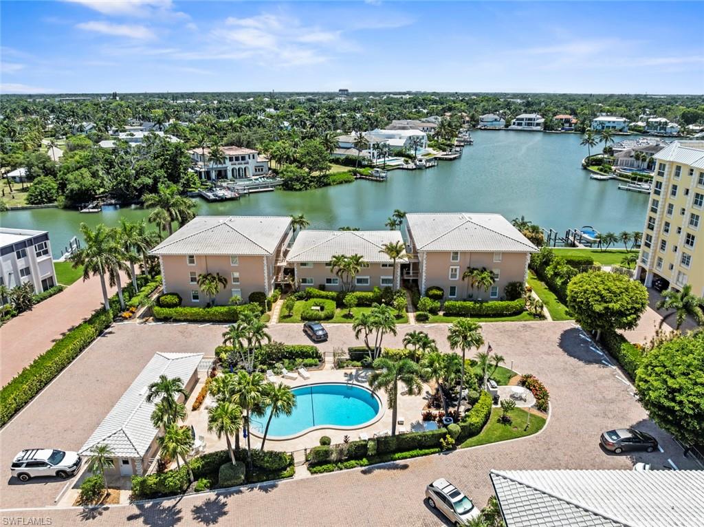 1910 Gulf Shore BLVD N 107