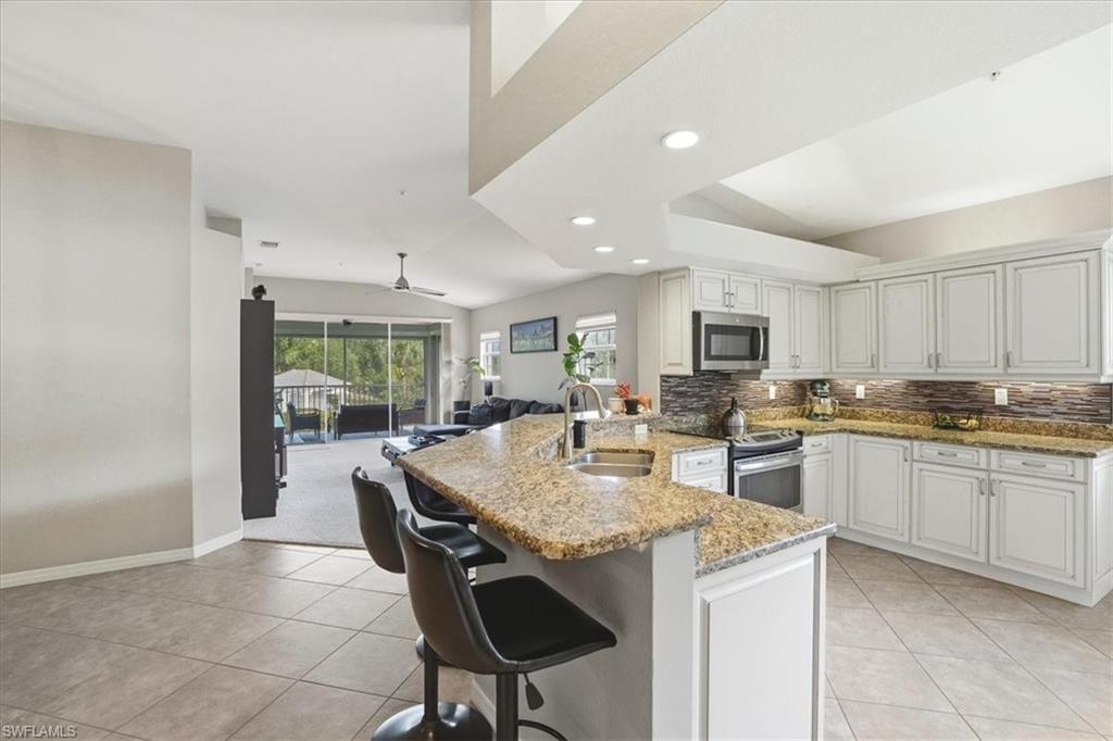 6829 Satinleaf RD S 204