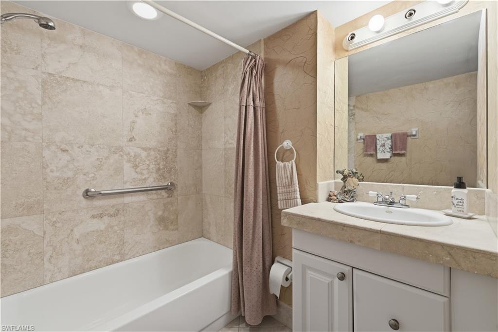 9395 Pennsylvania AVE 6