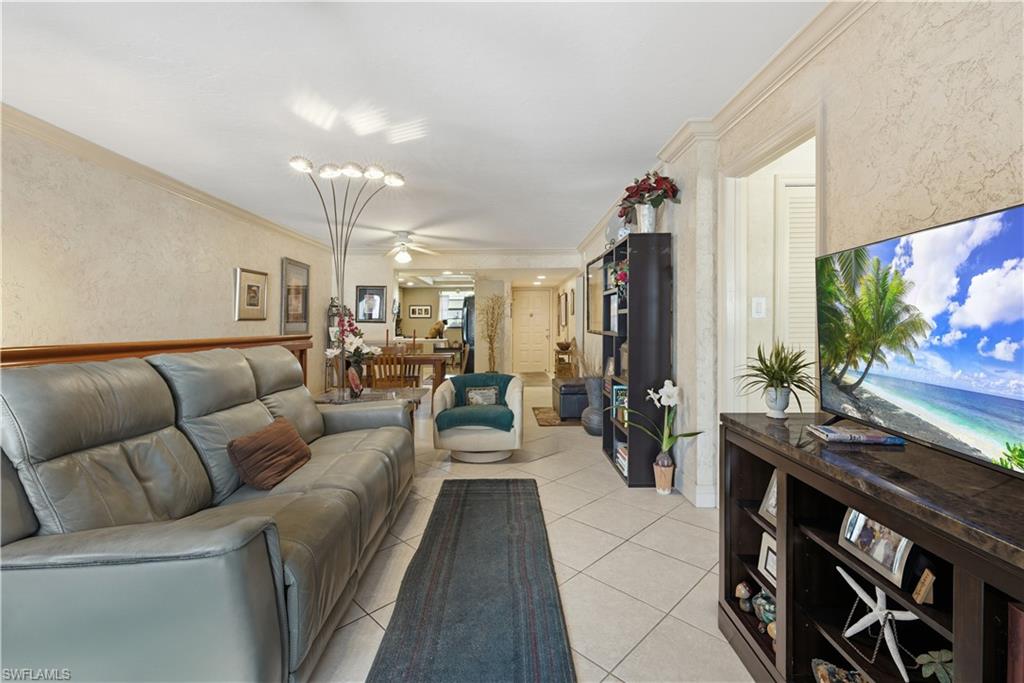 9395 Pennsylvania AVE 6