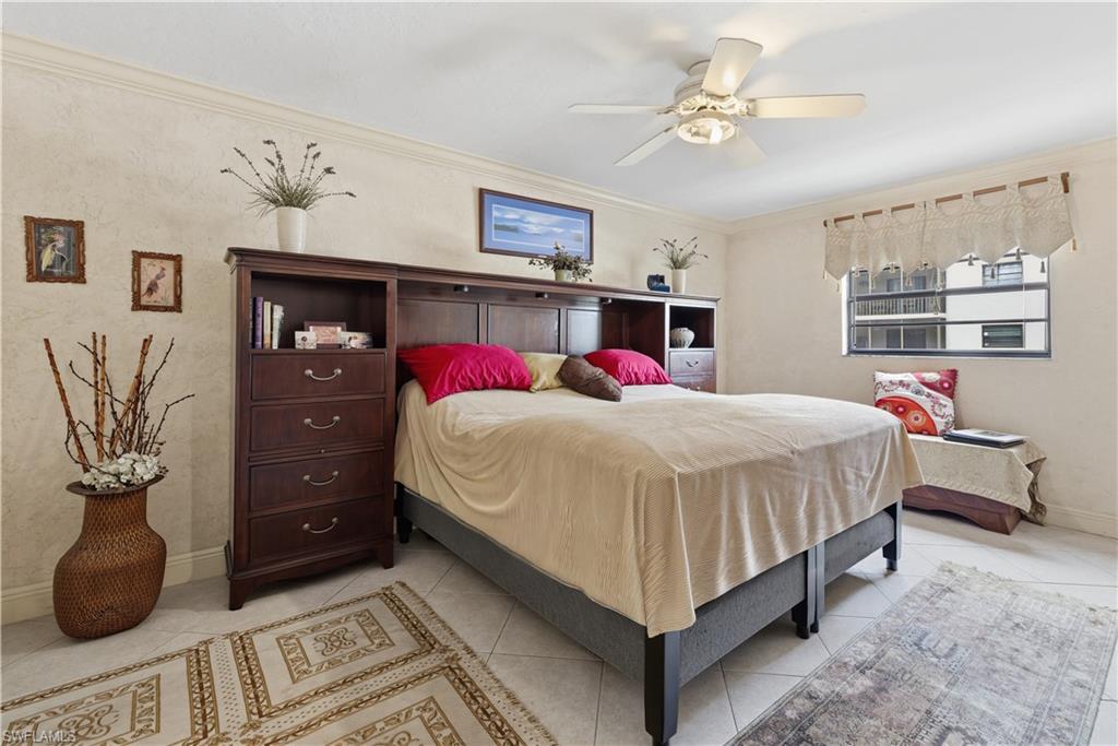 9395 Pennsylvania AVE 6