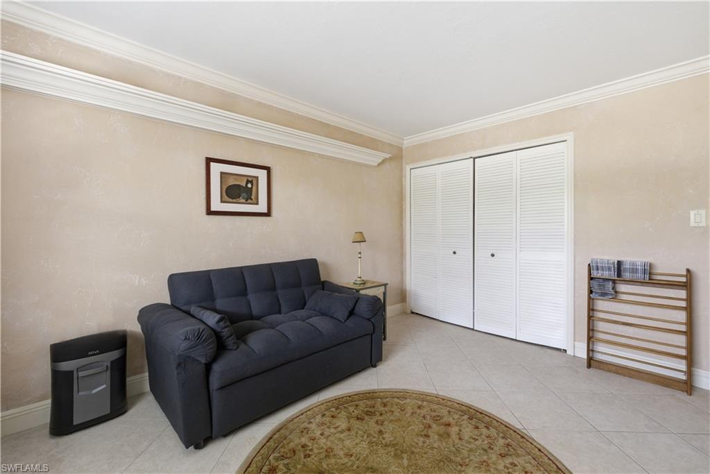 9395 Pennsylvania AVE 6