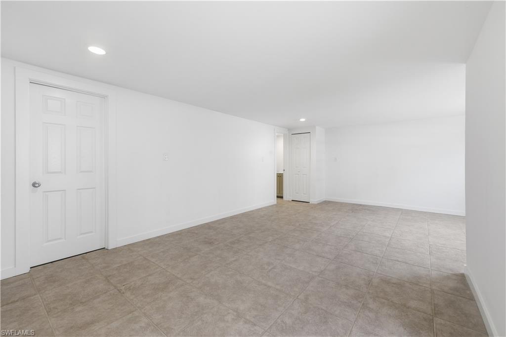 9395 Pennsylvania AVE 6
