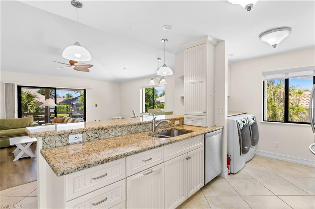 324 Waterleaf CT