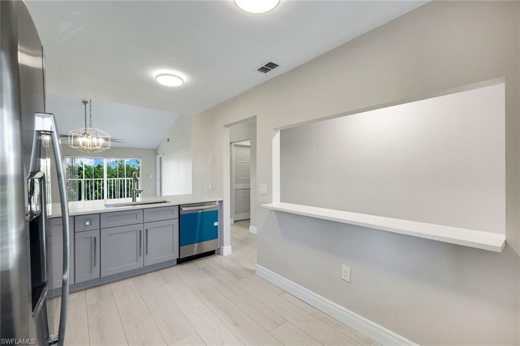 3051 Sandpiper Bay CIR I304
