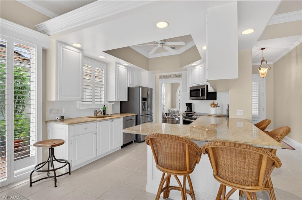 4695 Navassa LN