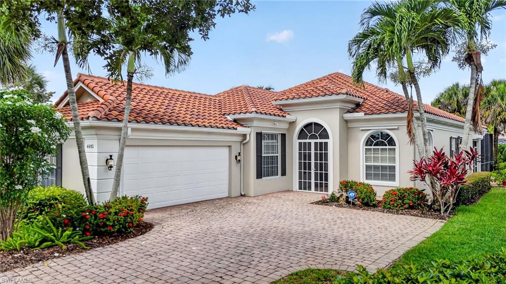 4695 Navassa LN
