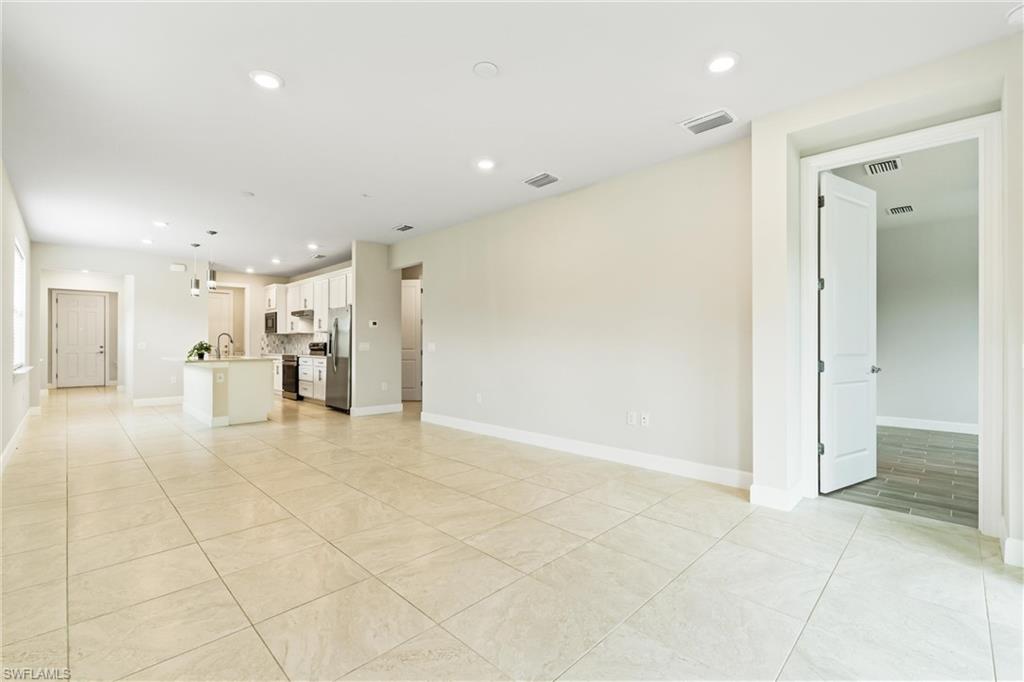 2244 Yellowfin CIR