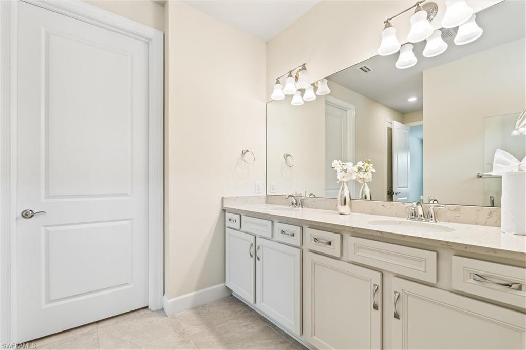 2244 Yellowfin CIR