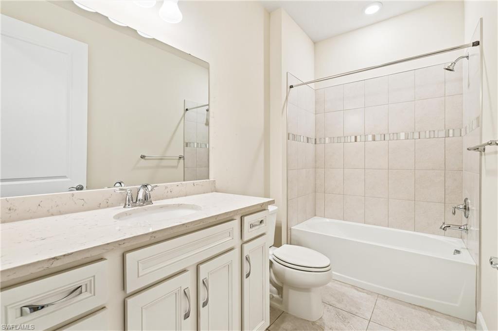 2244 Yellowfin CIR