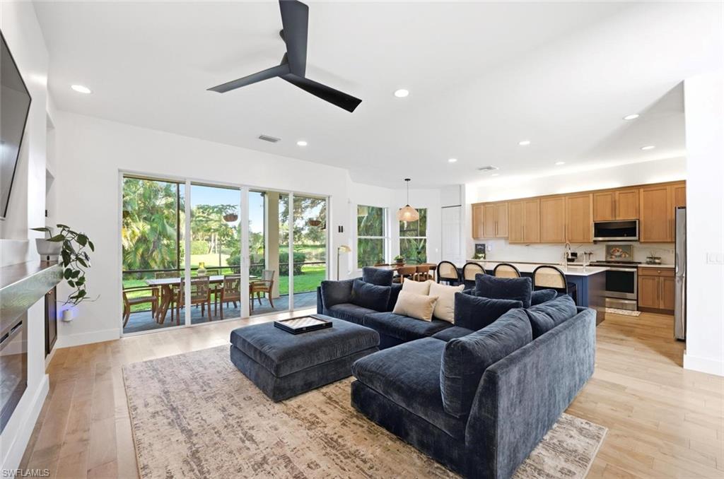 2292 Guadelupe DR
