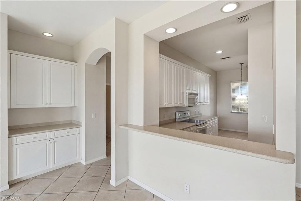 886 Park AVE 501