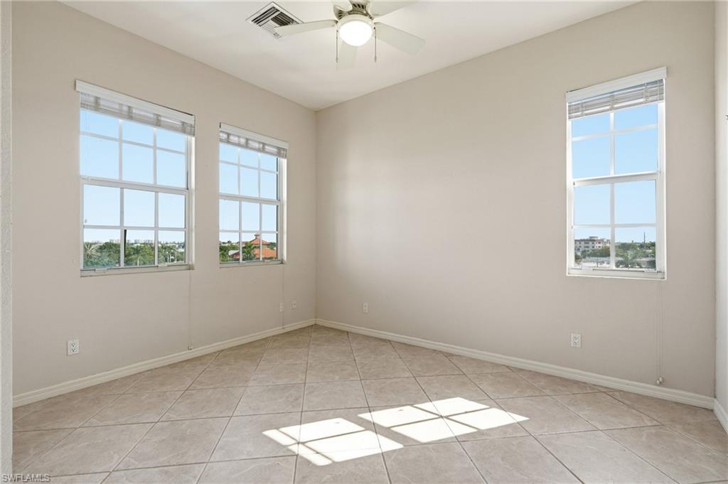 886 Park AVE 501
