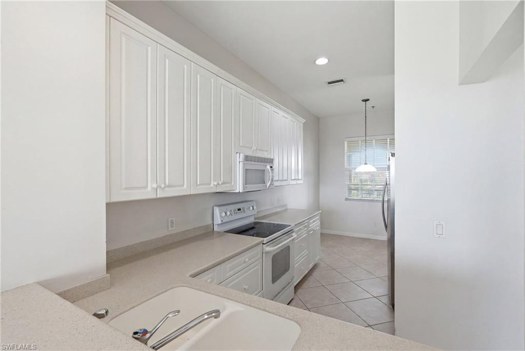886 Park AVE 501