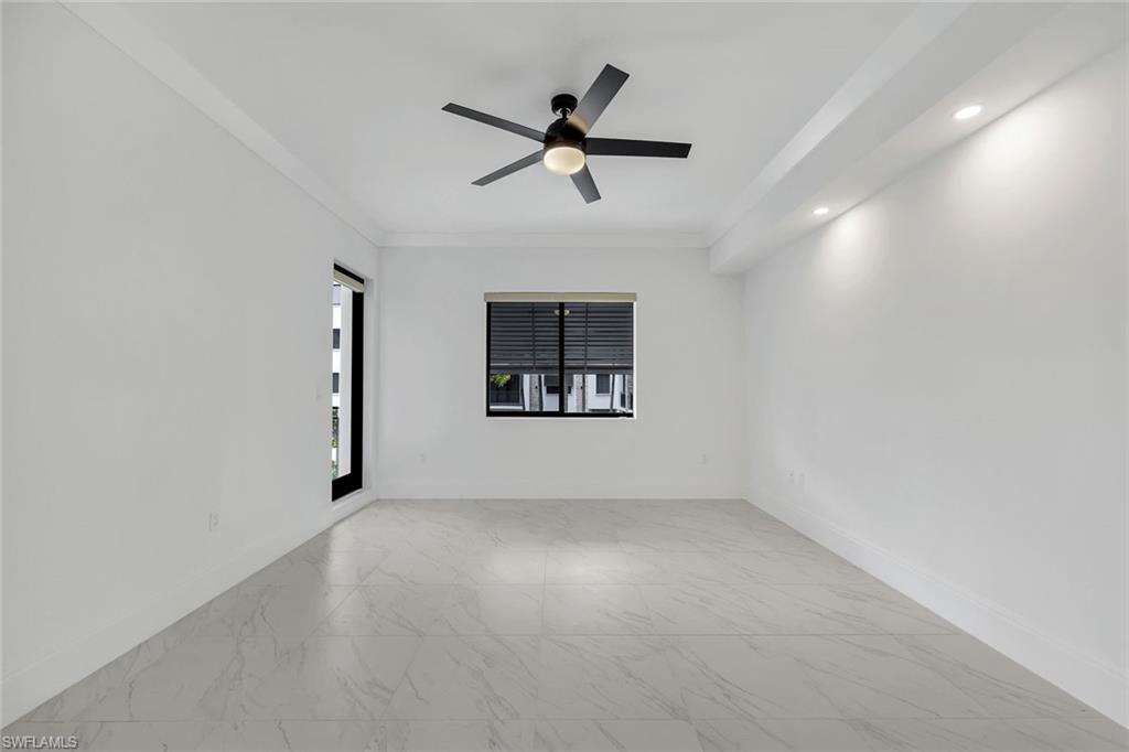 1135 3rd AVE S 318