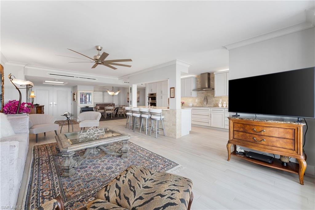 4401 Gulf Shore BLVD N 1708