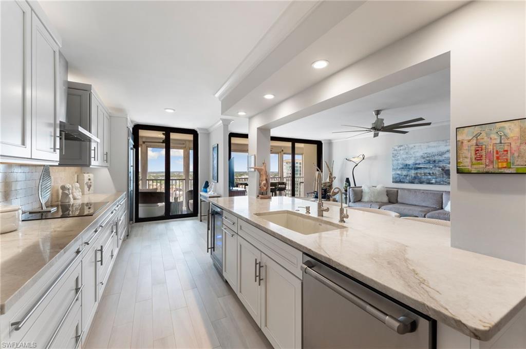 4401 Gulf Shore BLVD N 1708