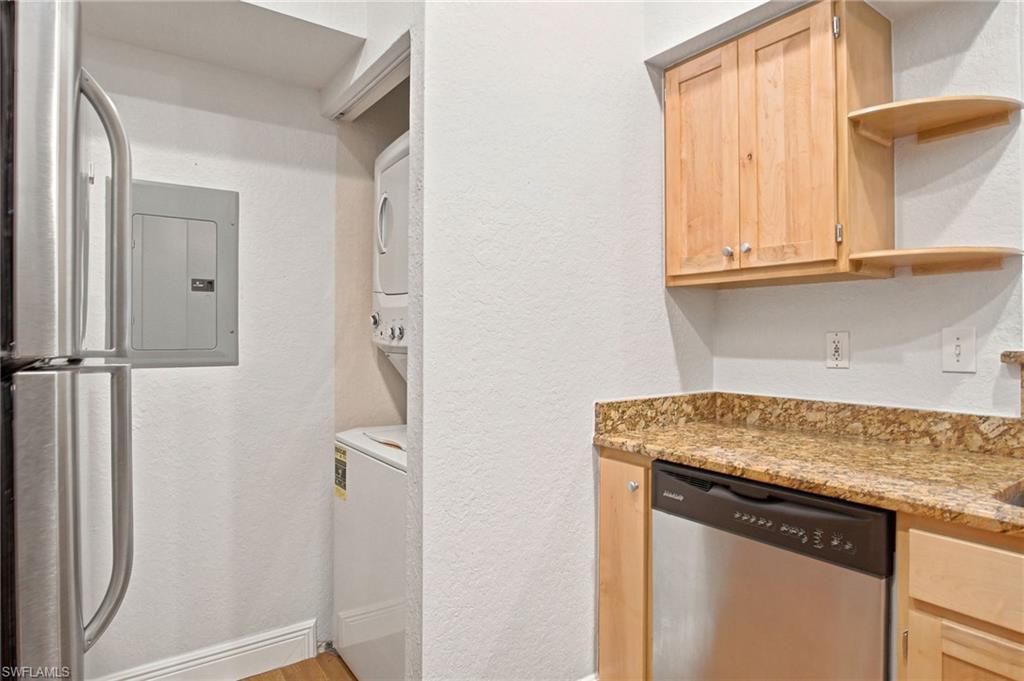 23560 Walden Center DR 207