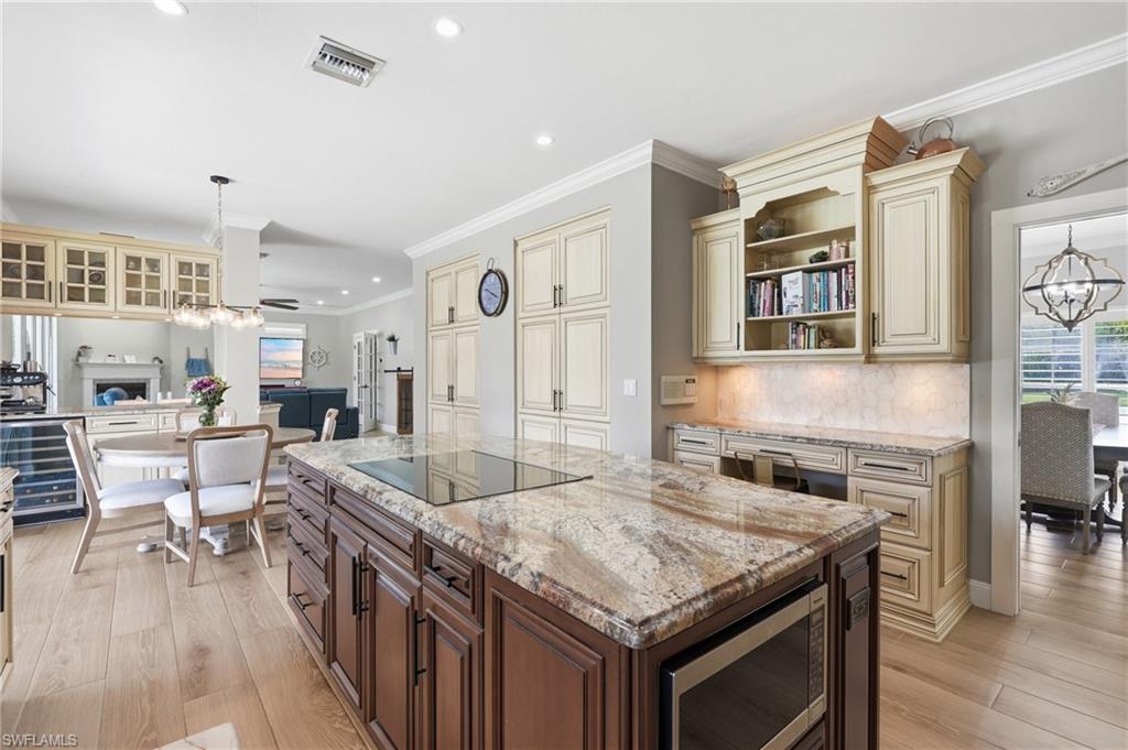 308 Wentworth CT