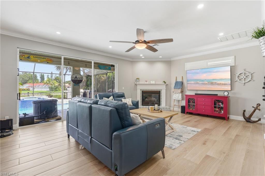 308 Wentworth CT