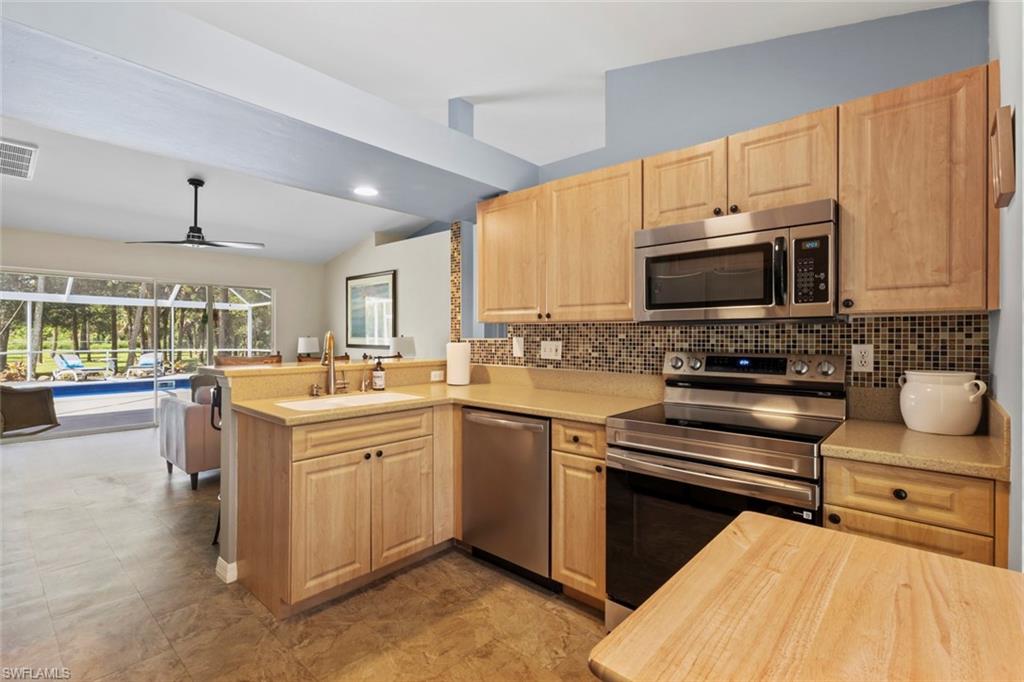 1340 14th AVE NE