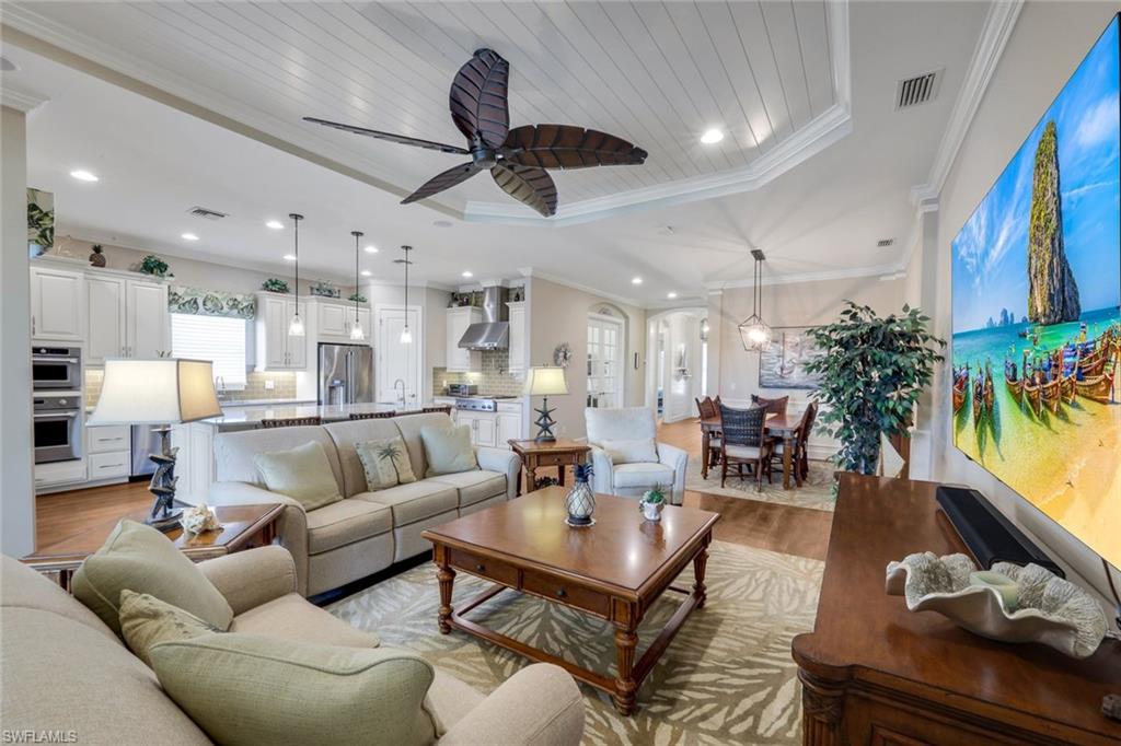 8362 Viale CIR