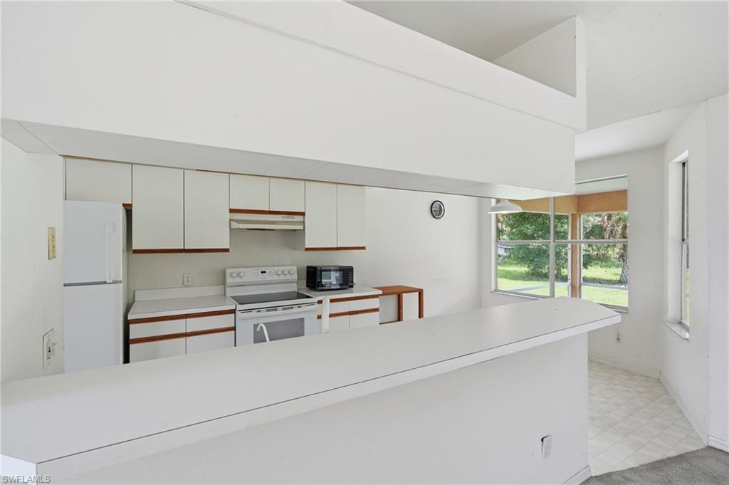 1210 Golden Gate BLVD W