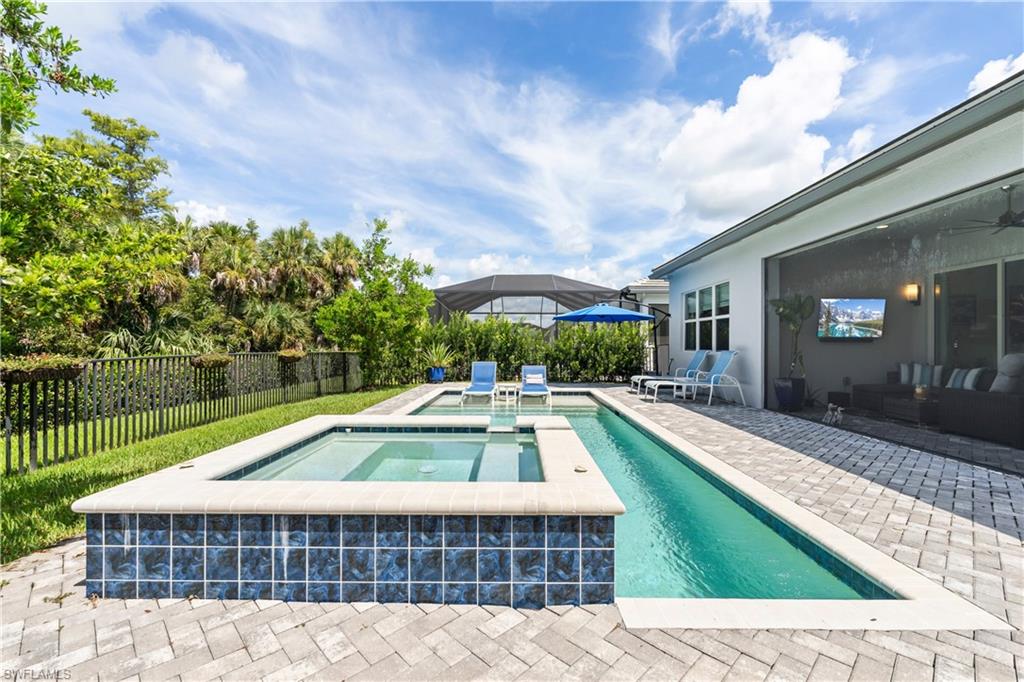 12303 Bonnet DR