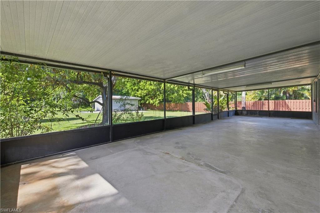 5290 Cypress LN