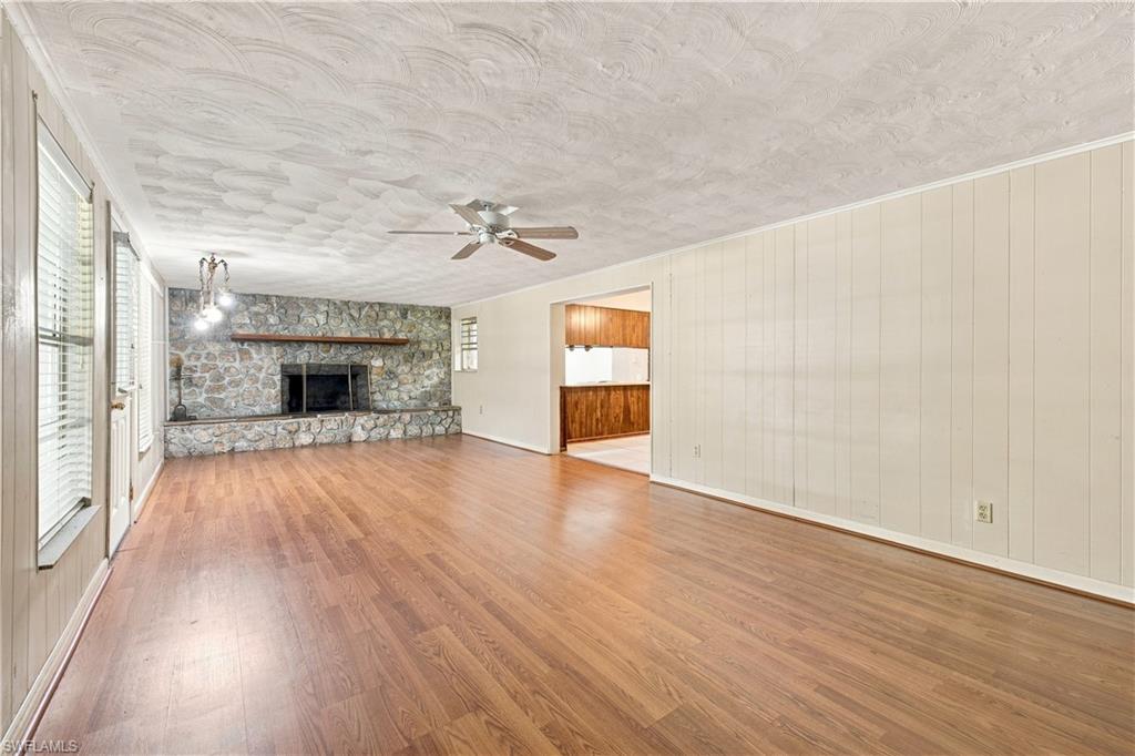 5290 Cypress LN