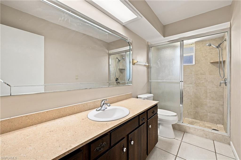 5290 Cypress LN